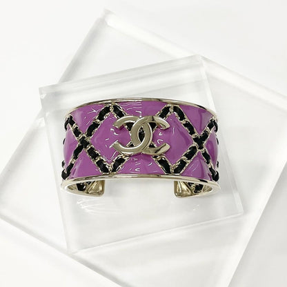 Chanel CC Logo Chain Bangle Bracelet Purple Gold — view 2