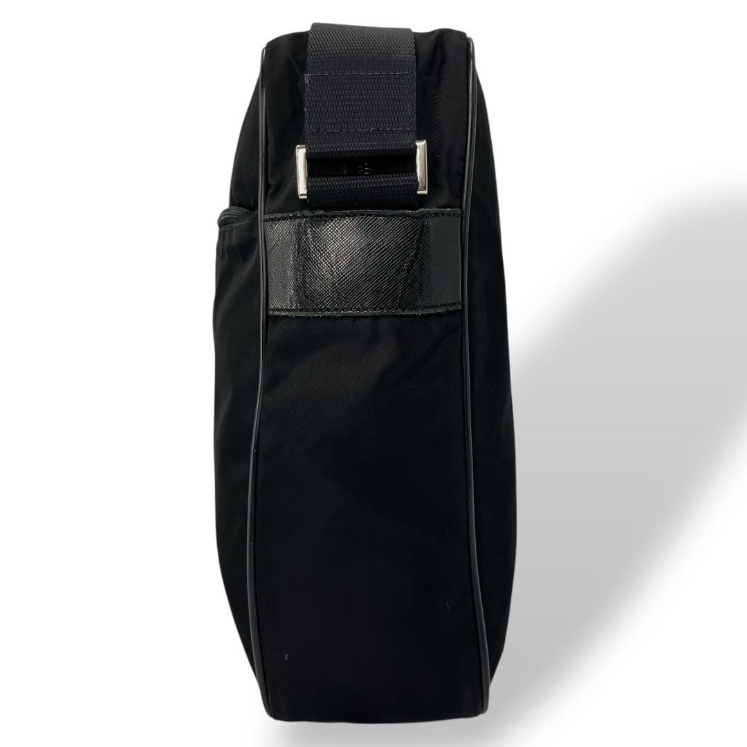 Archive Y2k 00s Prada Shoulderbag Black