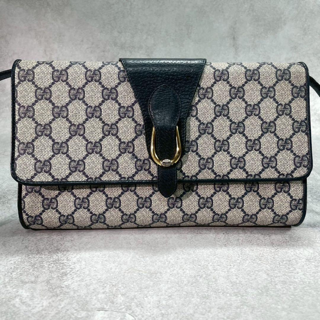 Gucci GG Shoulder Bag Navy Beige Logo Leather — view 2