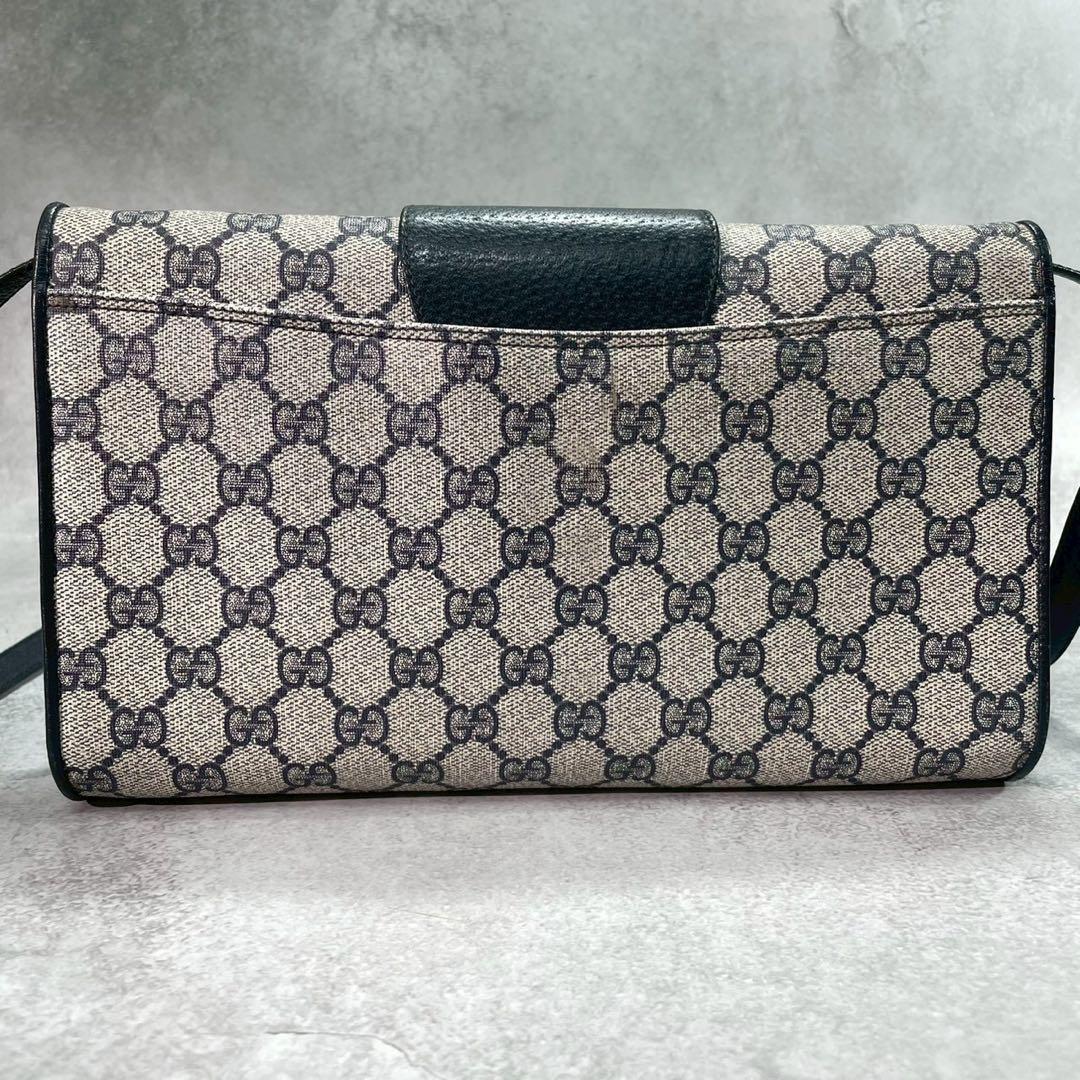 Gucci GG Shoulder Bag Navy Beige Logo Leather — view 3