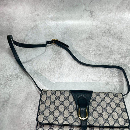 Gucci GG Shoulder Bag Navy Beige Logo Leather — view 4