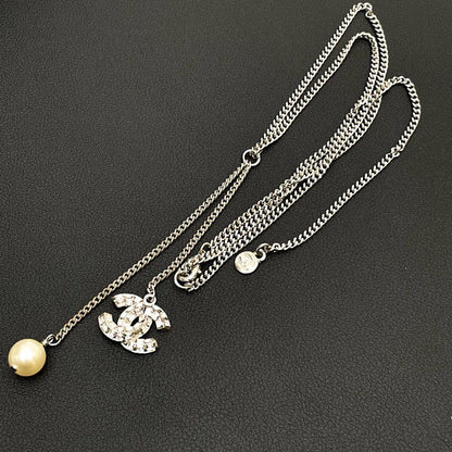 Chanel CC Logo Necklace 17A Pearl Rhinestone Icon — view 5