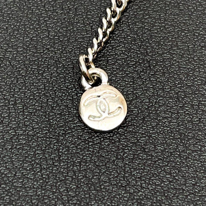 Chanel CC Logo Necklace 17A Pearl Rhinestone Icon — view 6