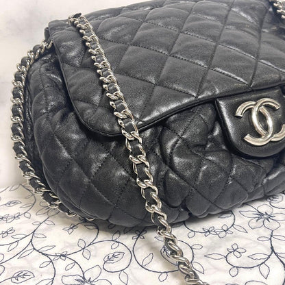 Chanel Chainaround Double Flap Quilted Black — view 3