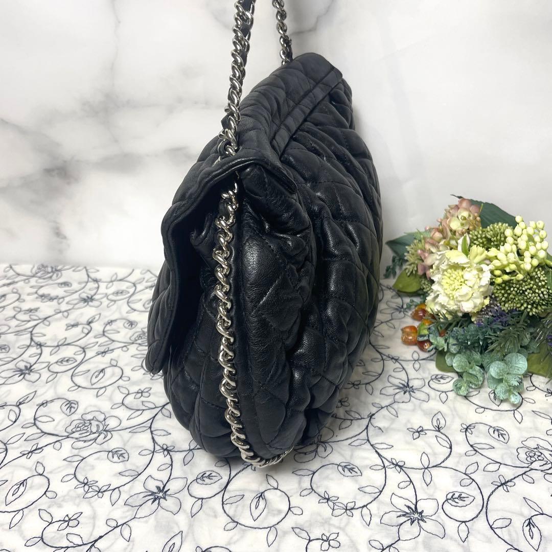 Chanel Chainaround Double Flap Quilted Black — view 6
