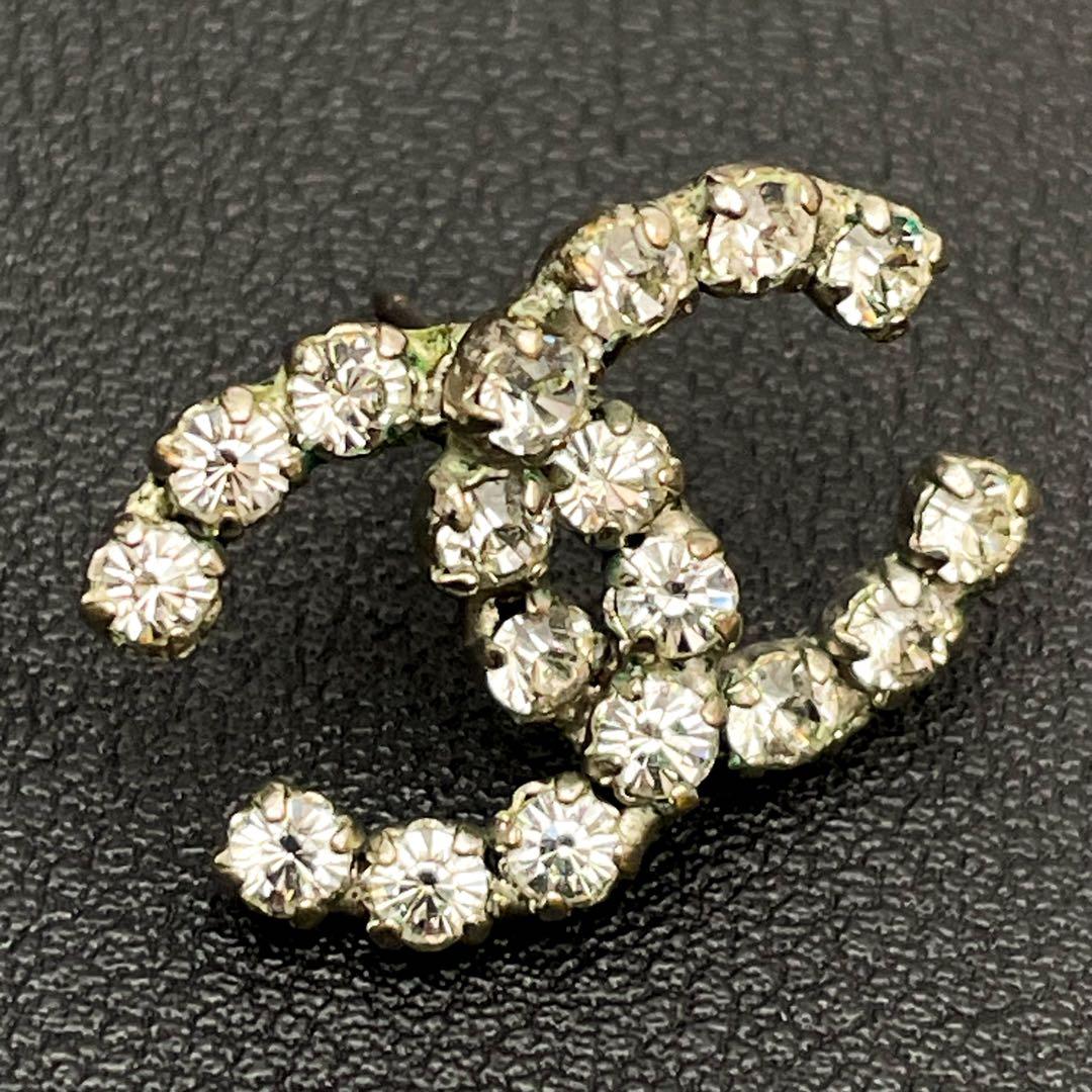 Chanel CC Logo Earrings 00A Rhinestone Icon Silver — view 7