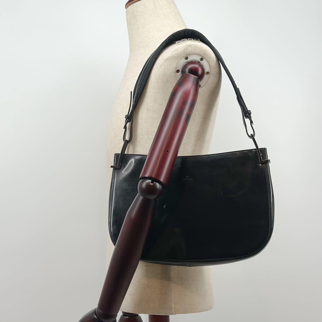 Gucci Era Patent Leather Handbag Black — view 4