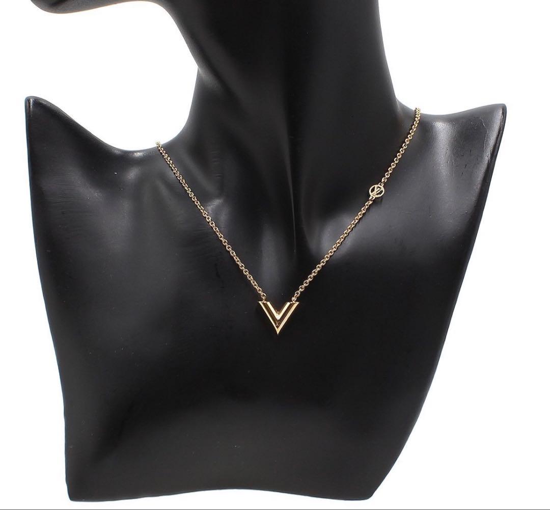 Louis Vuitton Essential Chain Necklace — view 3