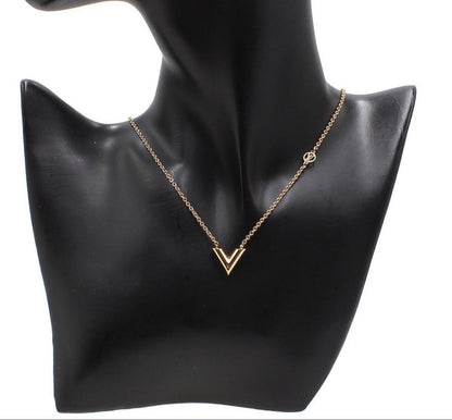 Louis Vuitton Essential Chain Necklace — view 3