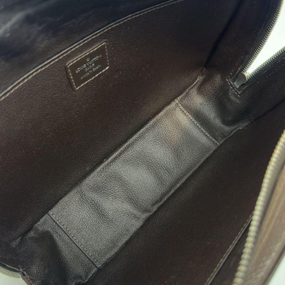 Louis Vuitton Trousse Toilette GM Taiga Second — view 9
