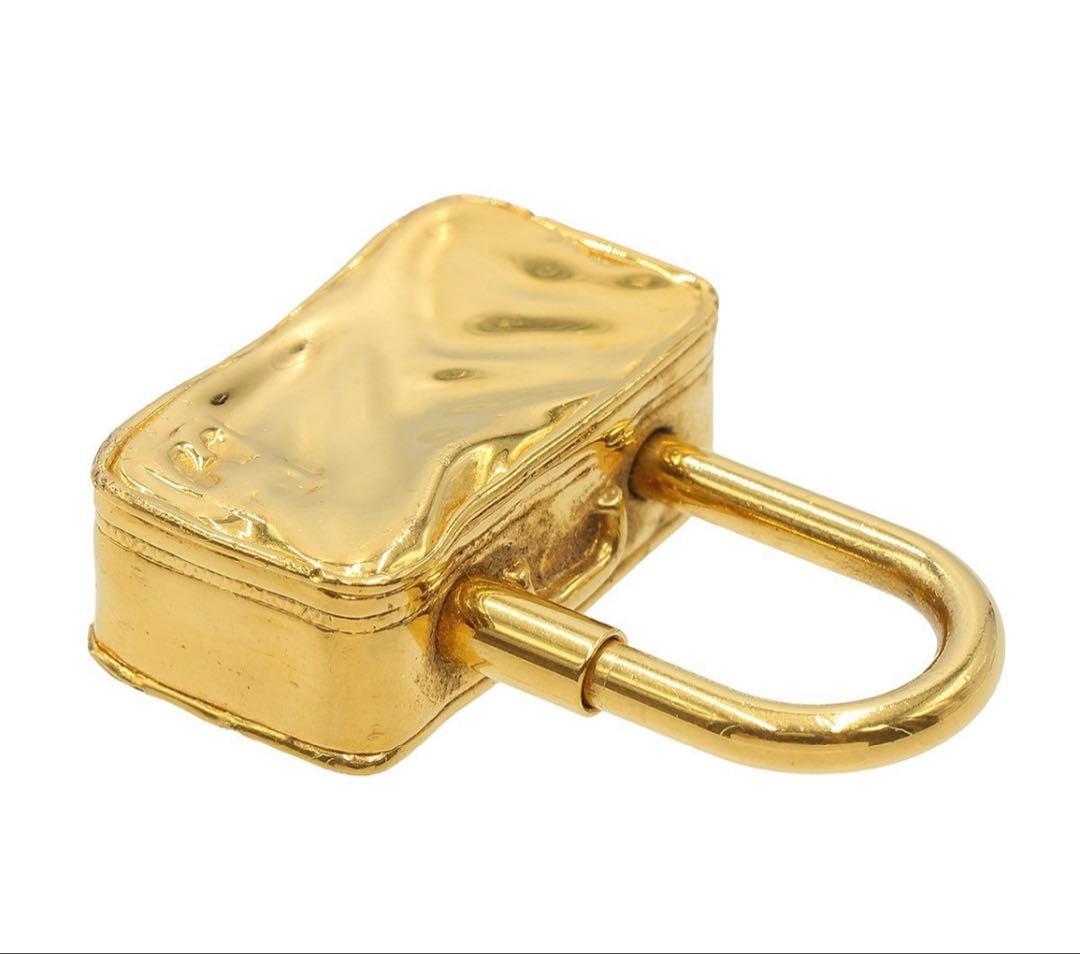Hermes Escape Cadena Trunk Motif Charm Gold — view 4