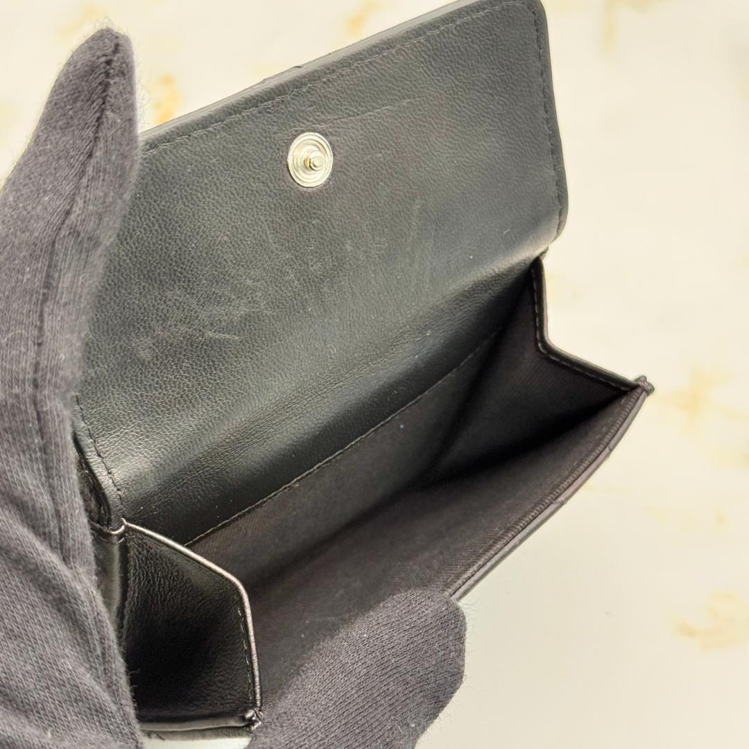 Chanel 19 Lambskin Trifold Wallet — view 7