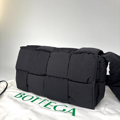 Bottega Veneta Maxi Intrecciato Cassette Shoulder Bag — view 2