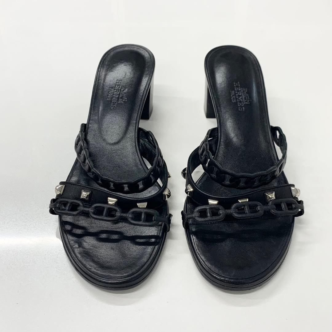 Hermes Aggaccio Leather Chaine D'ancre Studs Sandals Black — view 2