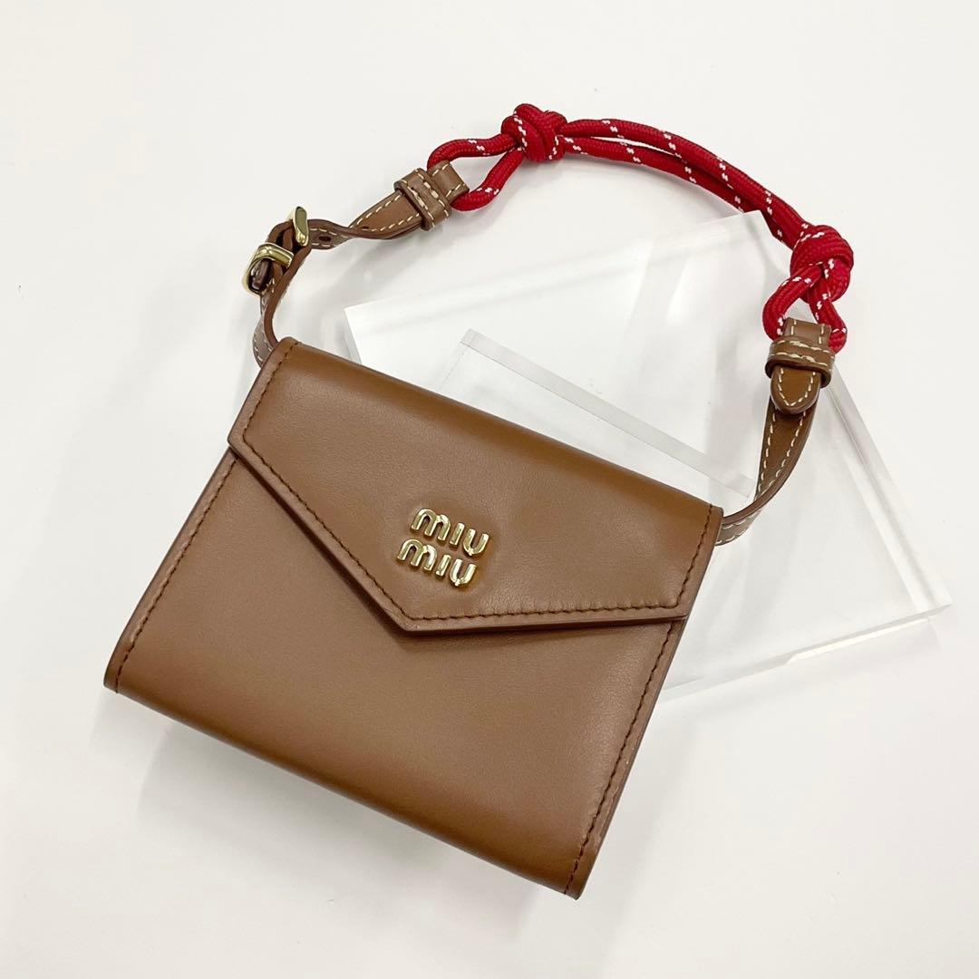 Miu Miu Leather Logo Compact Wallet Shoulder Card Case