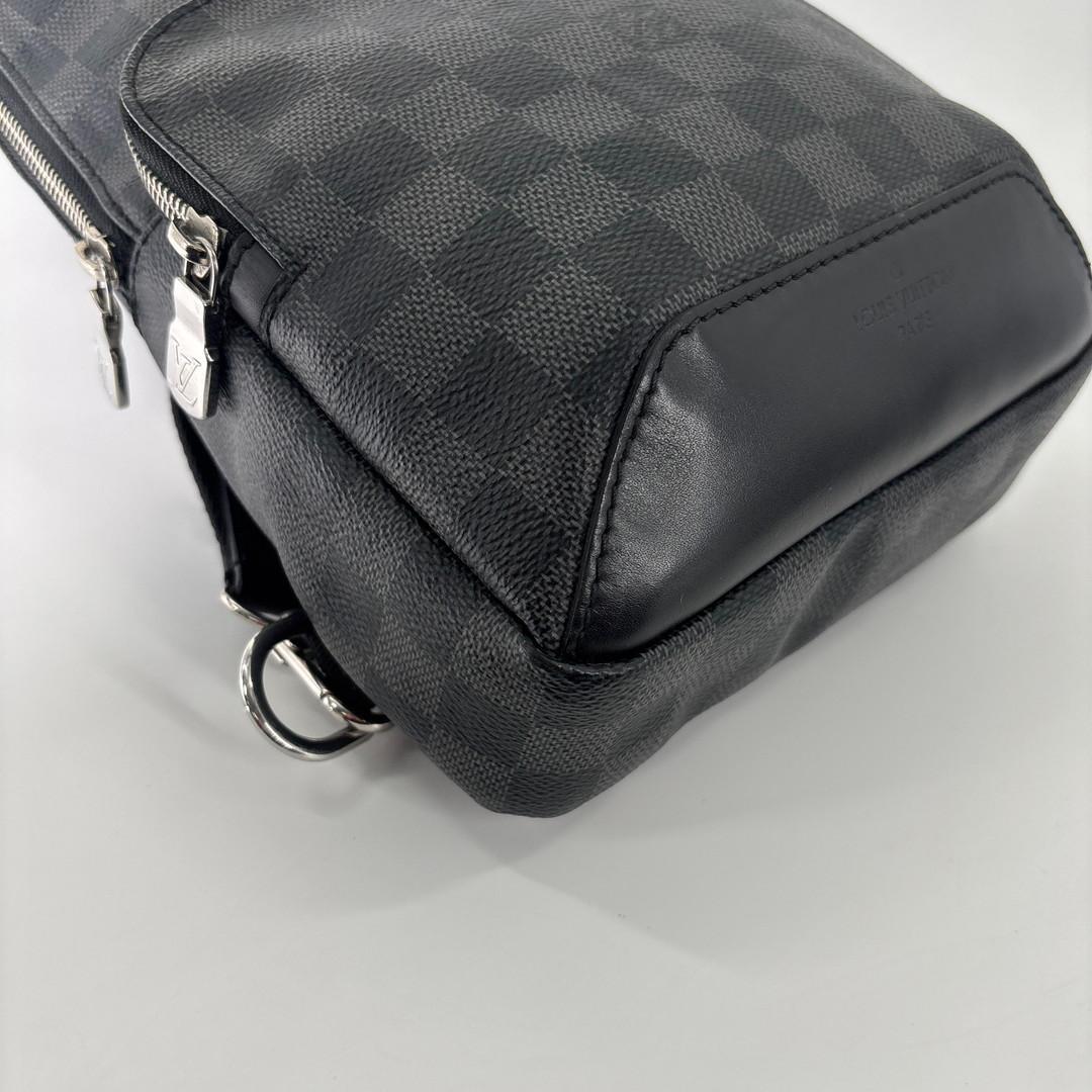 Louis Vuitton Super Damier Graphite Sling — view 9