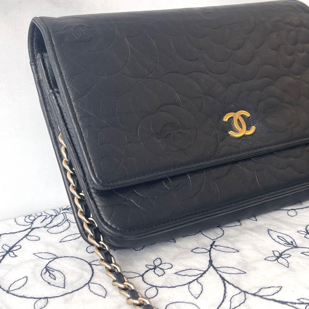 Chanel Chain Wallet Camellia Black