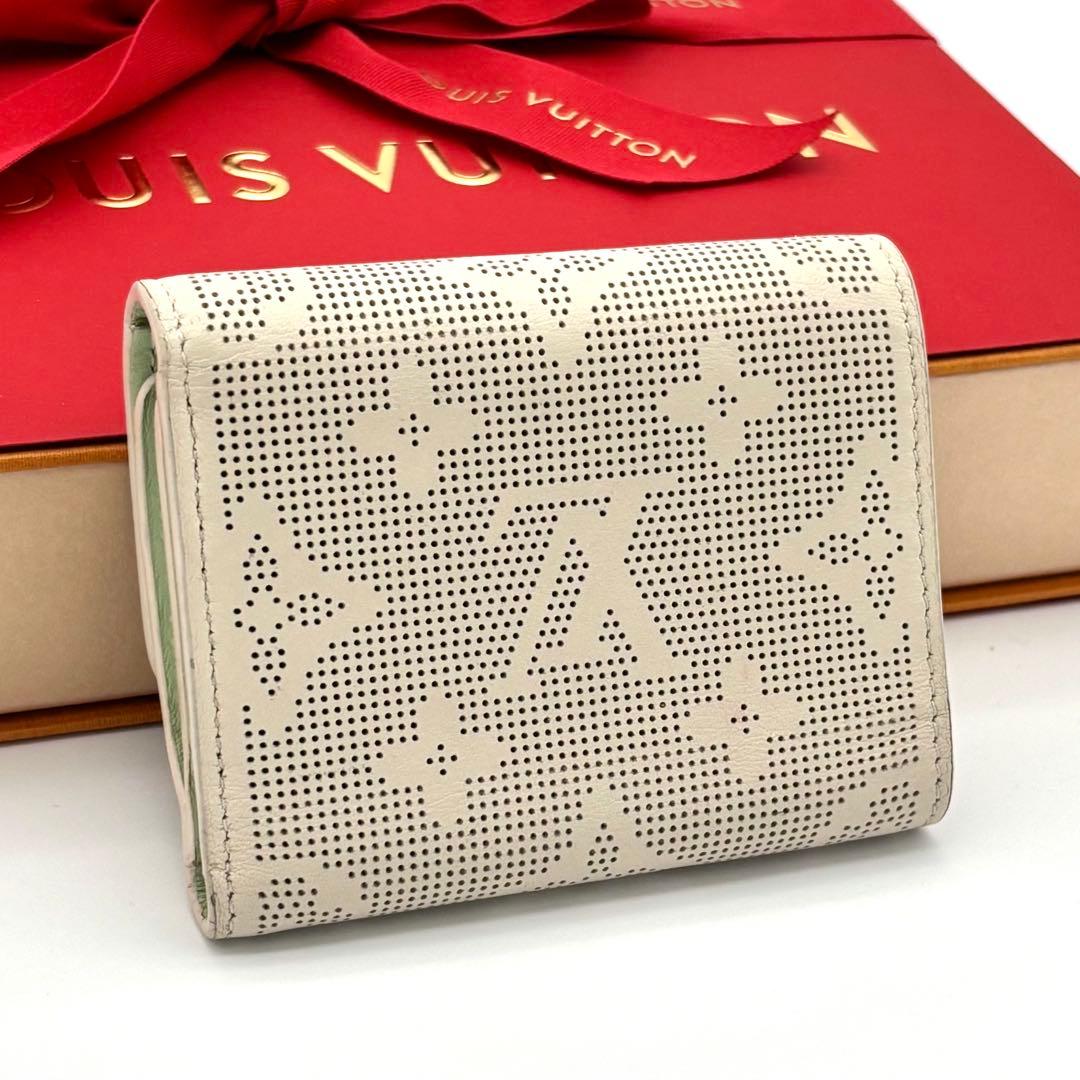 Louis Vuitton Wallet Monogram Mahina Portefeuille Iris XS — view 2