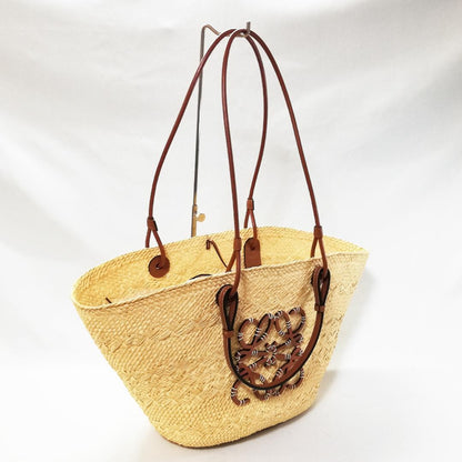 Loewe Anagram Basket Bag Medium — view 2