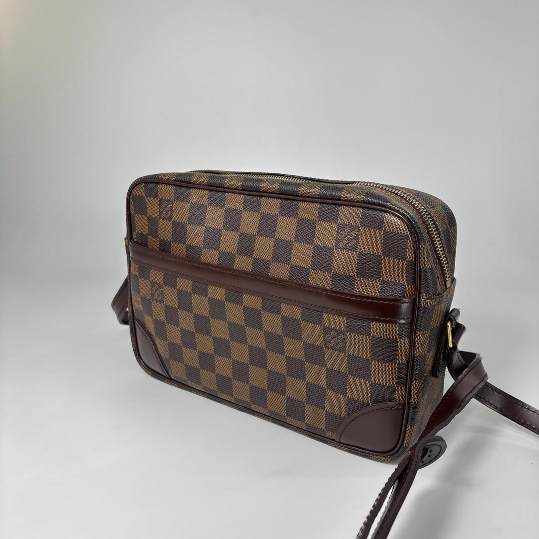 Louis Vuitton Super Damier Trocadero 27 Shoulder Bag — view 2