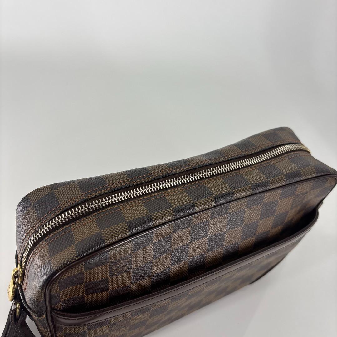 Louis Vuitton Super Damier Trocadero 27 Shoulder Bag — view 6
