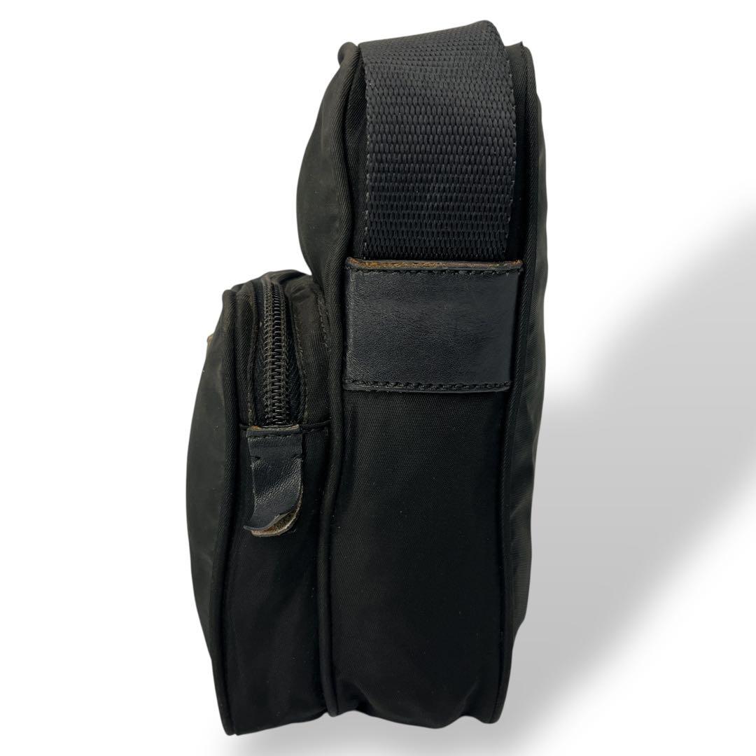 Prada Shoulder Bag Pochette Amazon Shape Triangle Logo Black Y2k 00s