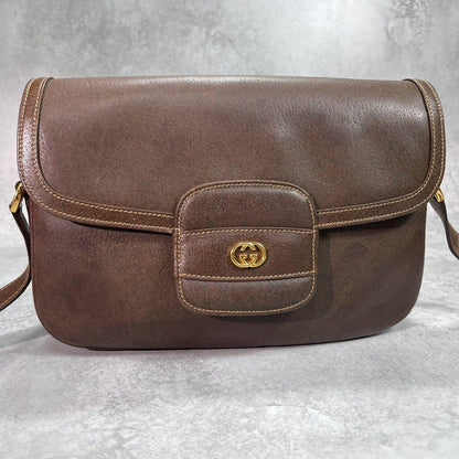 Gucci Shoulder Bag Brown Logo Gold Leather — view 2