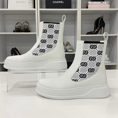 Unused Gucci GG Supreme Leather Logo Side Gore Boots White