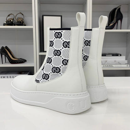 Unused Gucci GG Supreme Leather Logo Side Gore Boots White