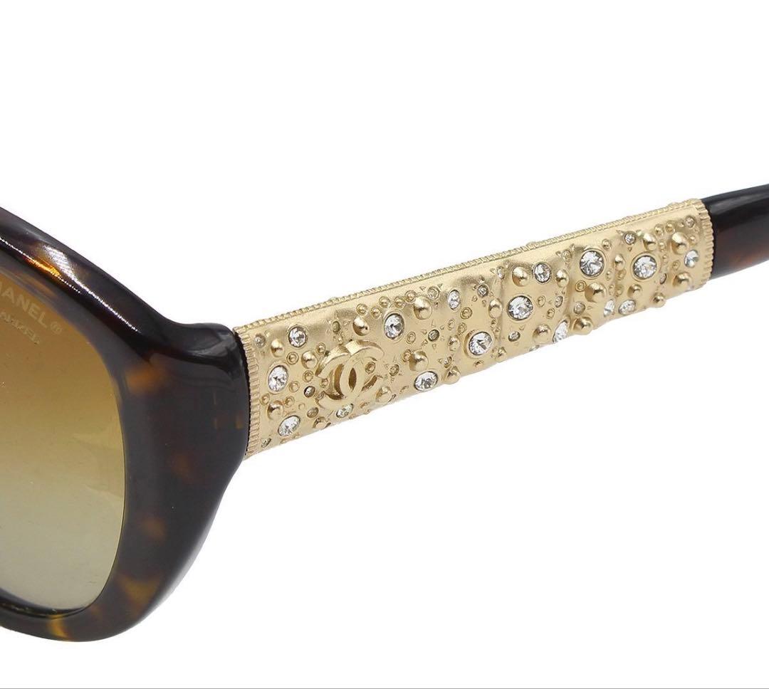 Chanel CC Logo Bijou Tortoiseshell Sunglasses Eyewear — view 7