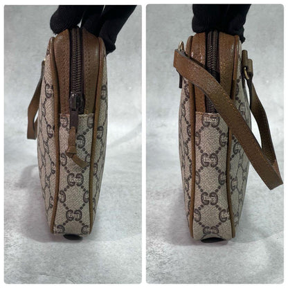 Gucci GG Clutch Brown Beige Leather Logo — view 6