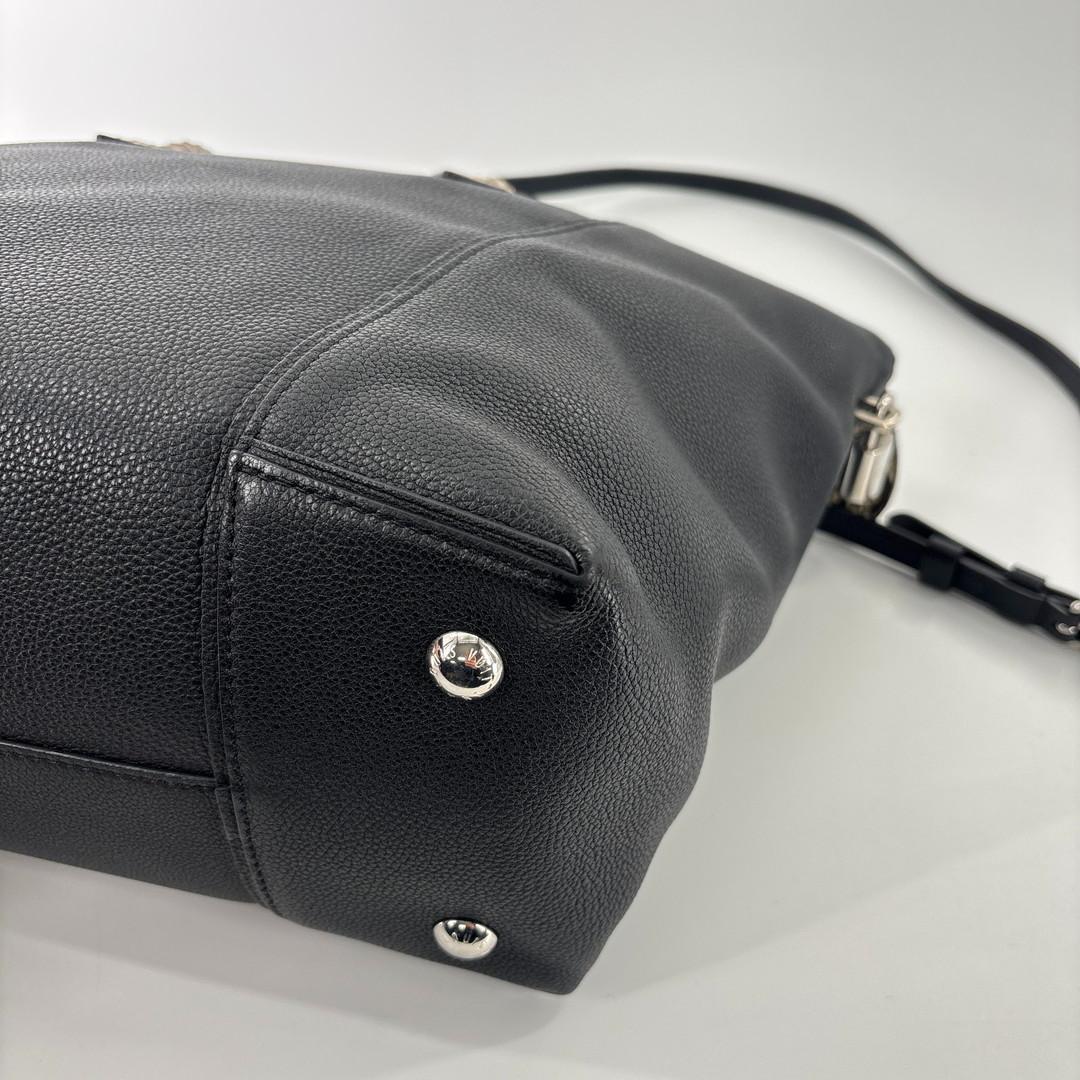 Louis Vuitton Taurillon Lockit MM Handbag — view 9