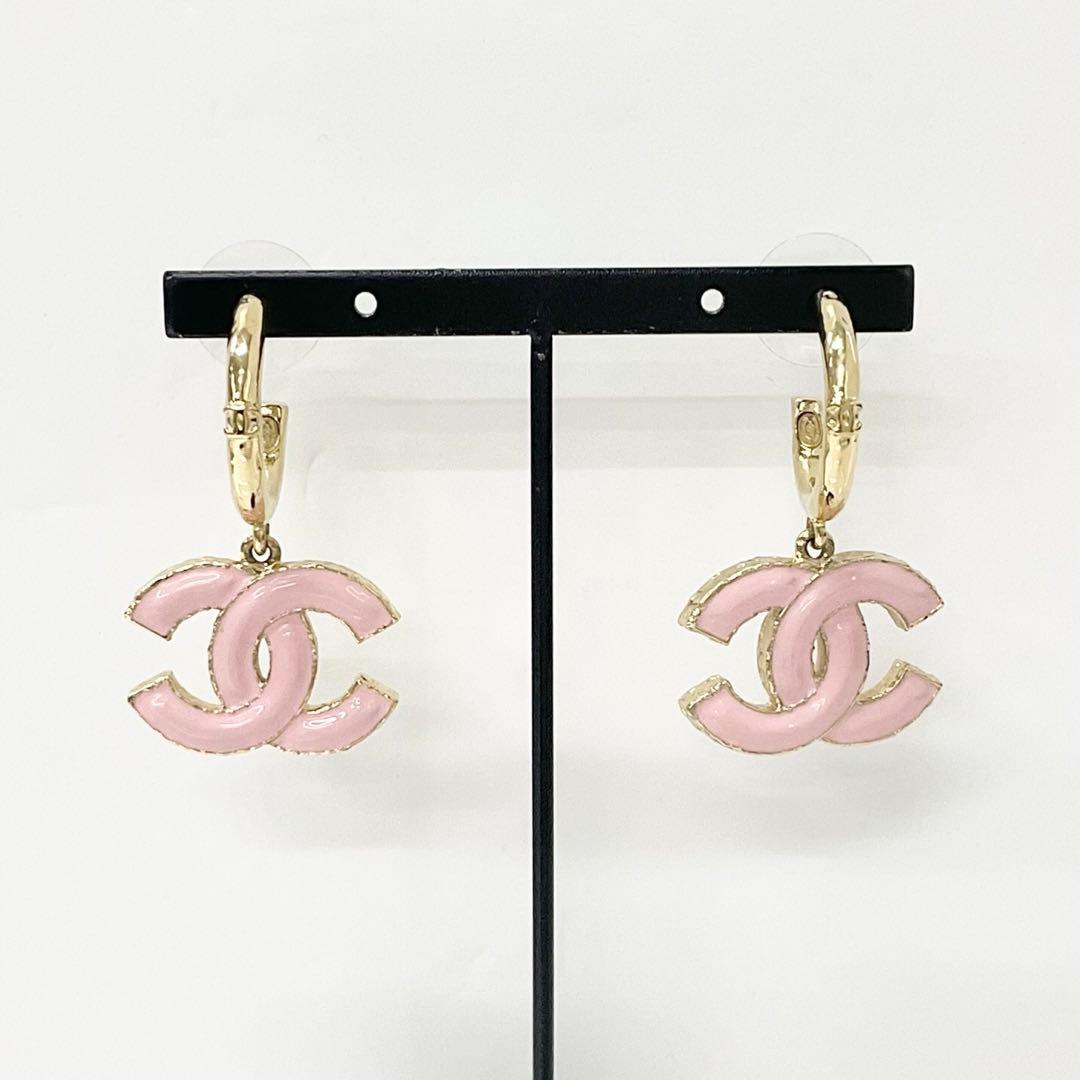 Chanel Earrings CC Logo Hoop Gold Pink — view 6