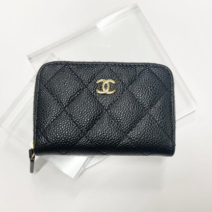 Chanel Caviar Leather CC Logo Quilted Classic Wallet Coin Purse — view 2