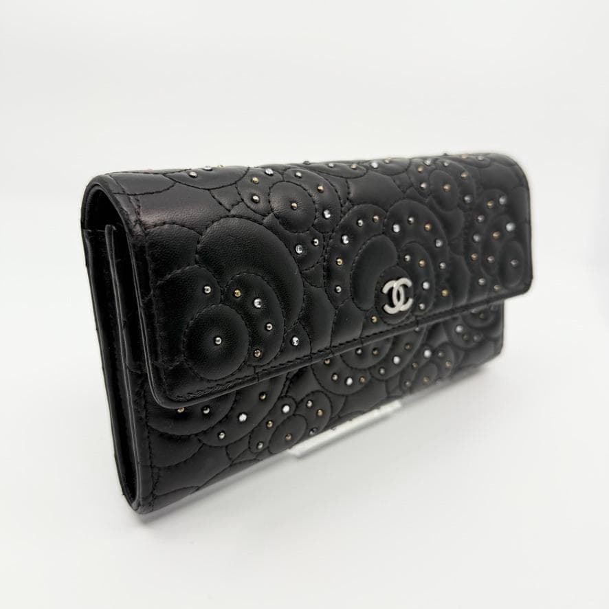 Chanel Wallet Camellia Rhinestone Flap — view 3