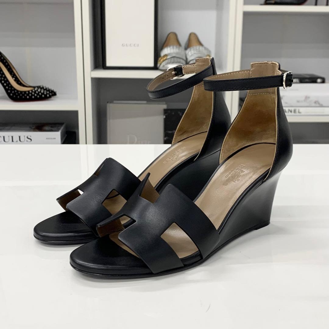 Hermes Legend Leather Wedge Sole Sandals Black