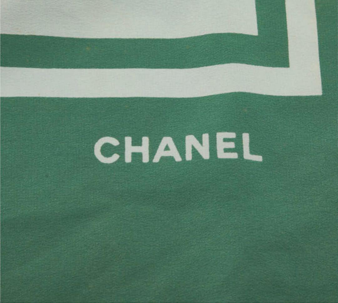 Chanel Geometric Shawl Large Green Scarf — view 5