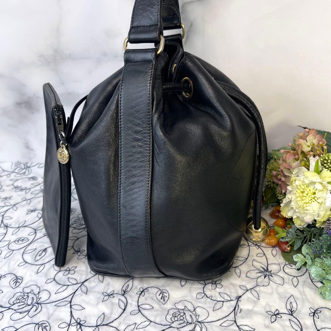 Chanel Jumbo CC Logo Drawstring Bag Black Chain — view 6