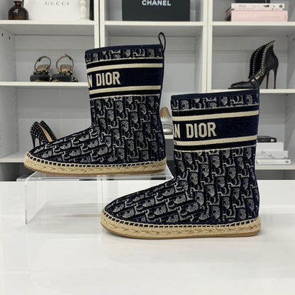Dior Oblique Logo Velour Shearling Short Boots — view 2