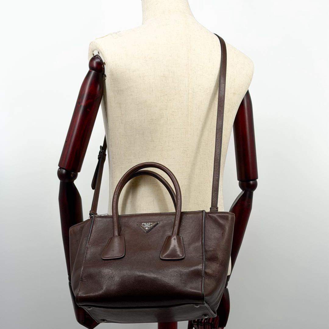 Prada Galleria Leather Handbag 2-Way Brown Triangle — view 5