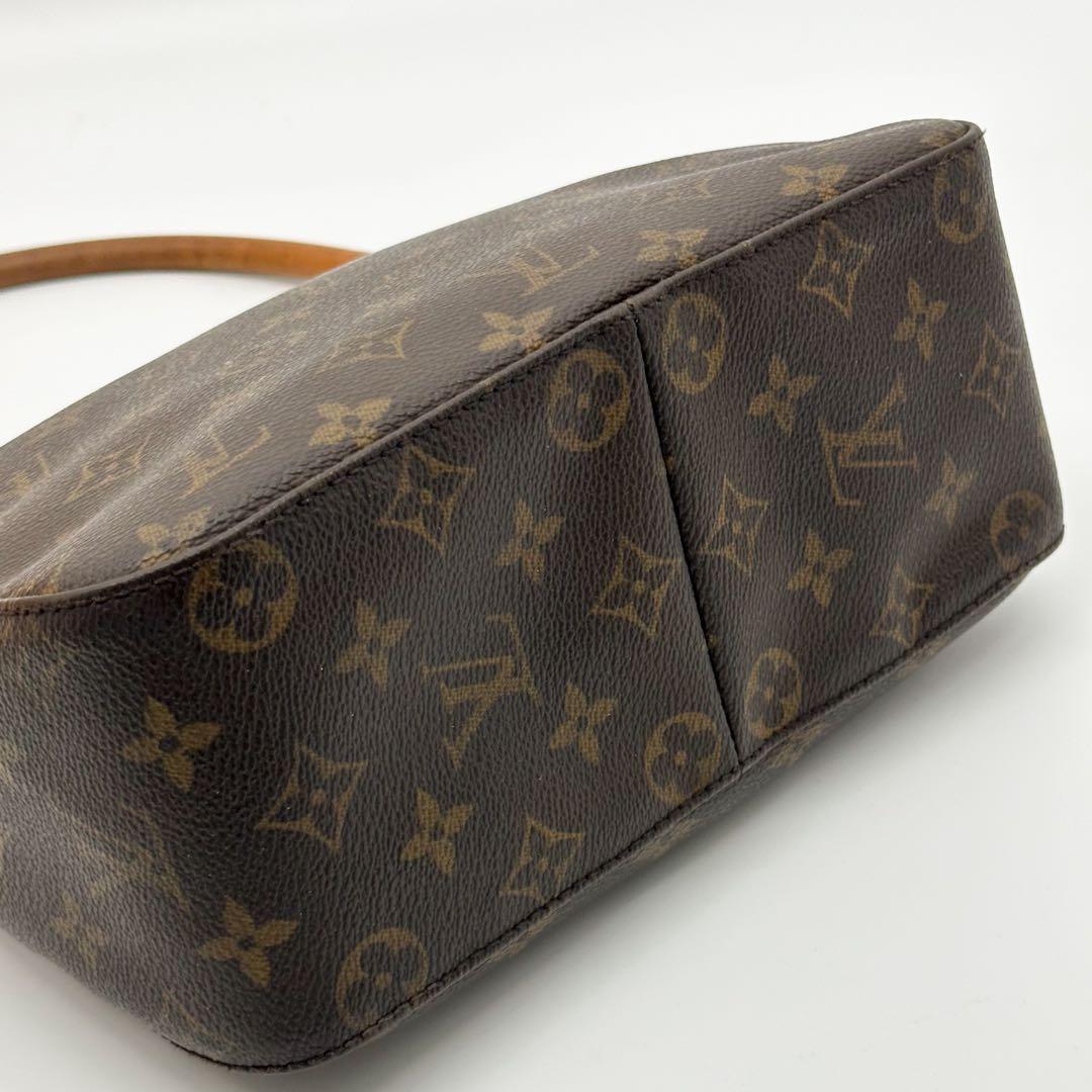 Louis Vuitton Looping Monogram Shoulder Handbag — view 6