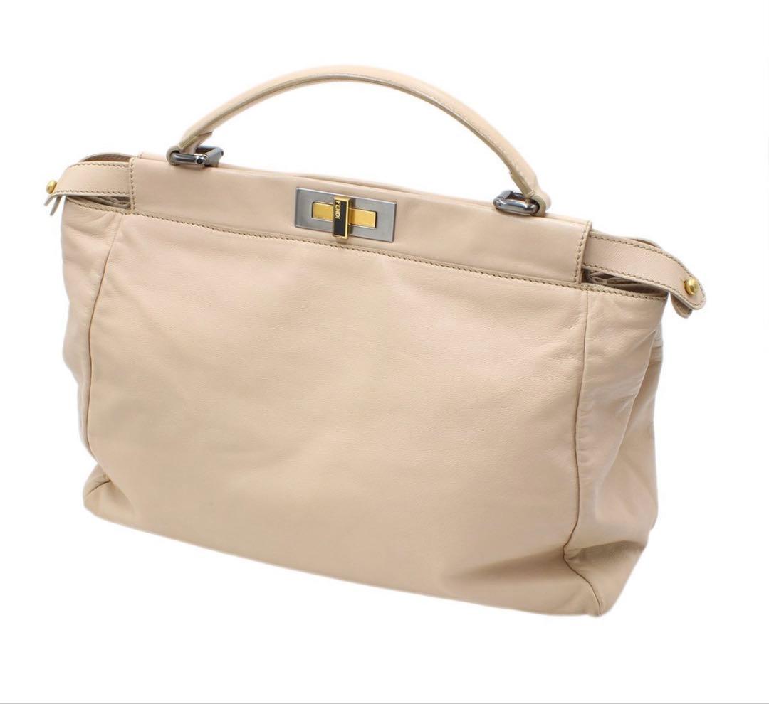 Fendi Peekaboo Large Leather Hand Handbag — view 4