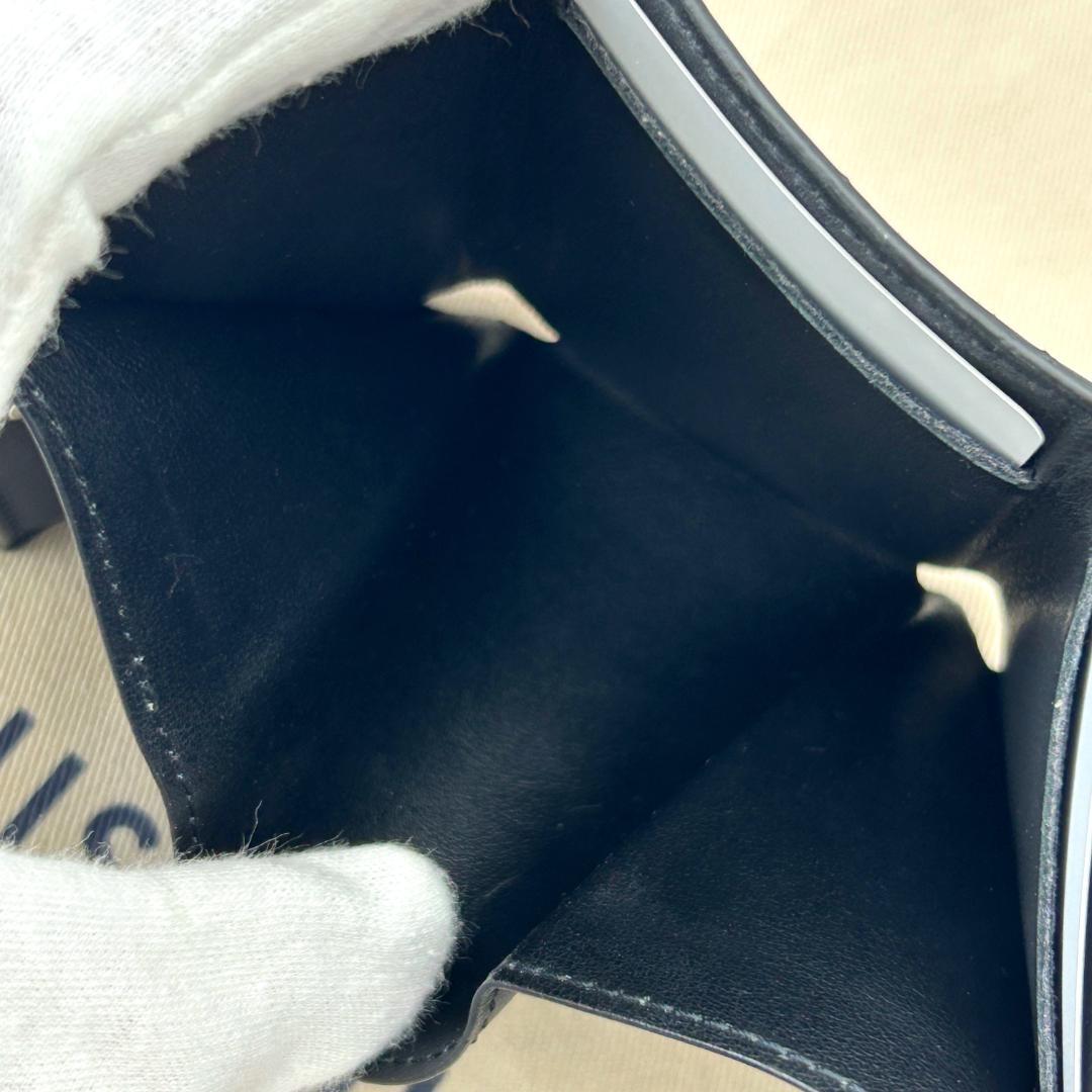 Louis Vuitton Monogram Eclipse Discovery Compact Wallet — view 7