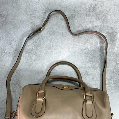 Gucci GG Shoulder Bag 2-Way Beige Logo Leather — view 4