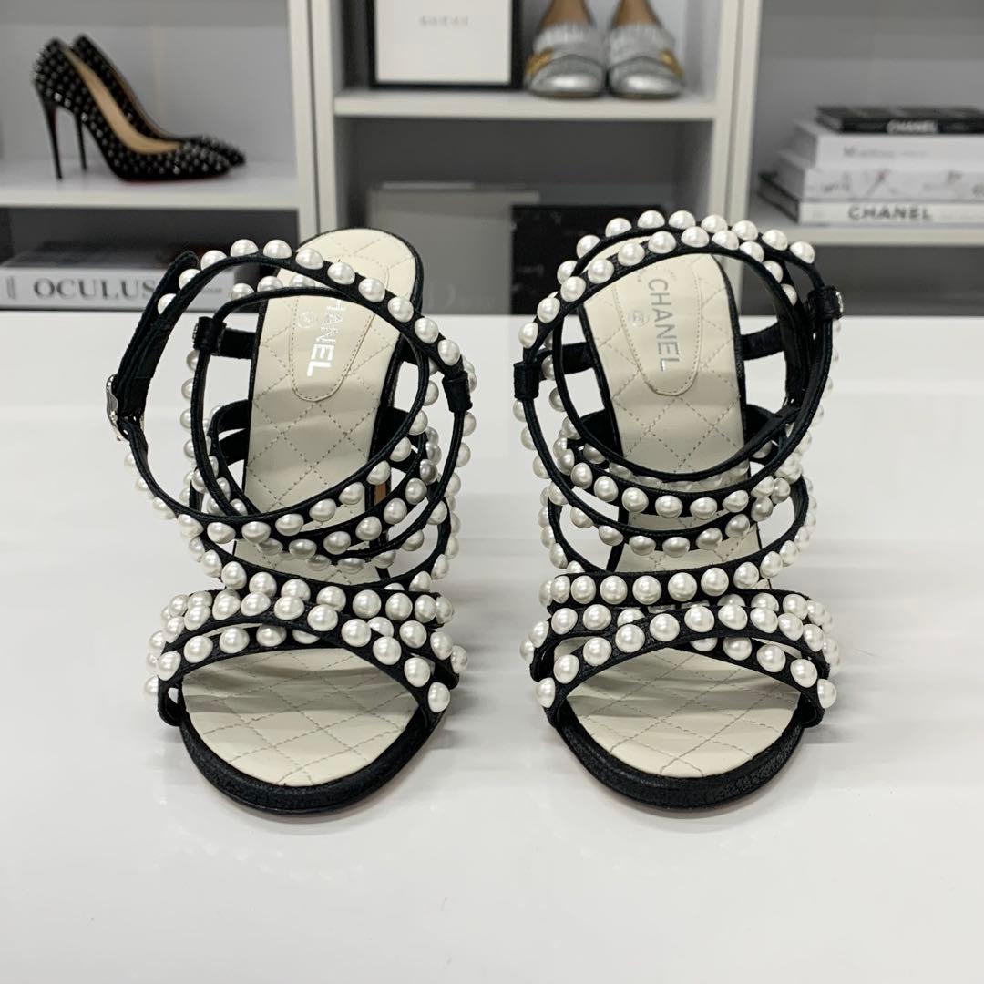 Chanel Leather CC Logo Pearl Quilted Strap Sandals Black — view 4