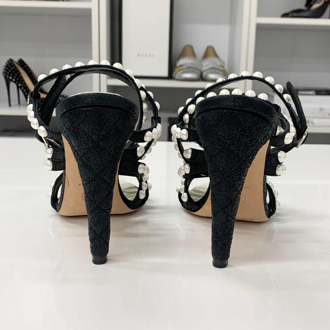 Chanel Leather CC Logo Pearl Quilted Strap Sandals Black — view 6