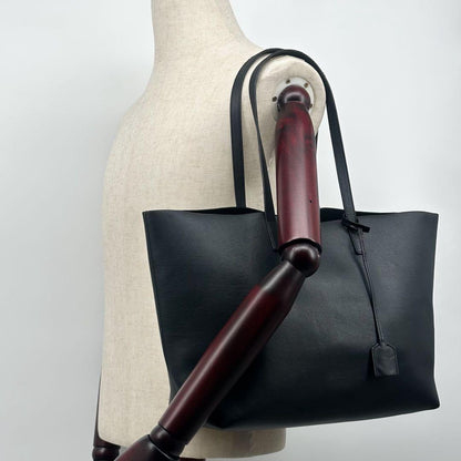 Saint Laurent Shopping Tote Cabas Leather Handbag — view 5