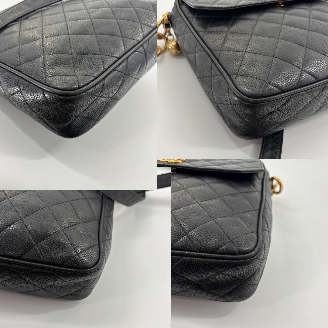Chanel Super Caviar Leather Shoulder Bag Black Gold — view 9
