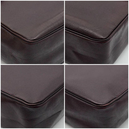 Louis Vuitton Taiga Yaranga Shoulder Bag Messenger Leather — view 7