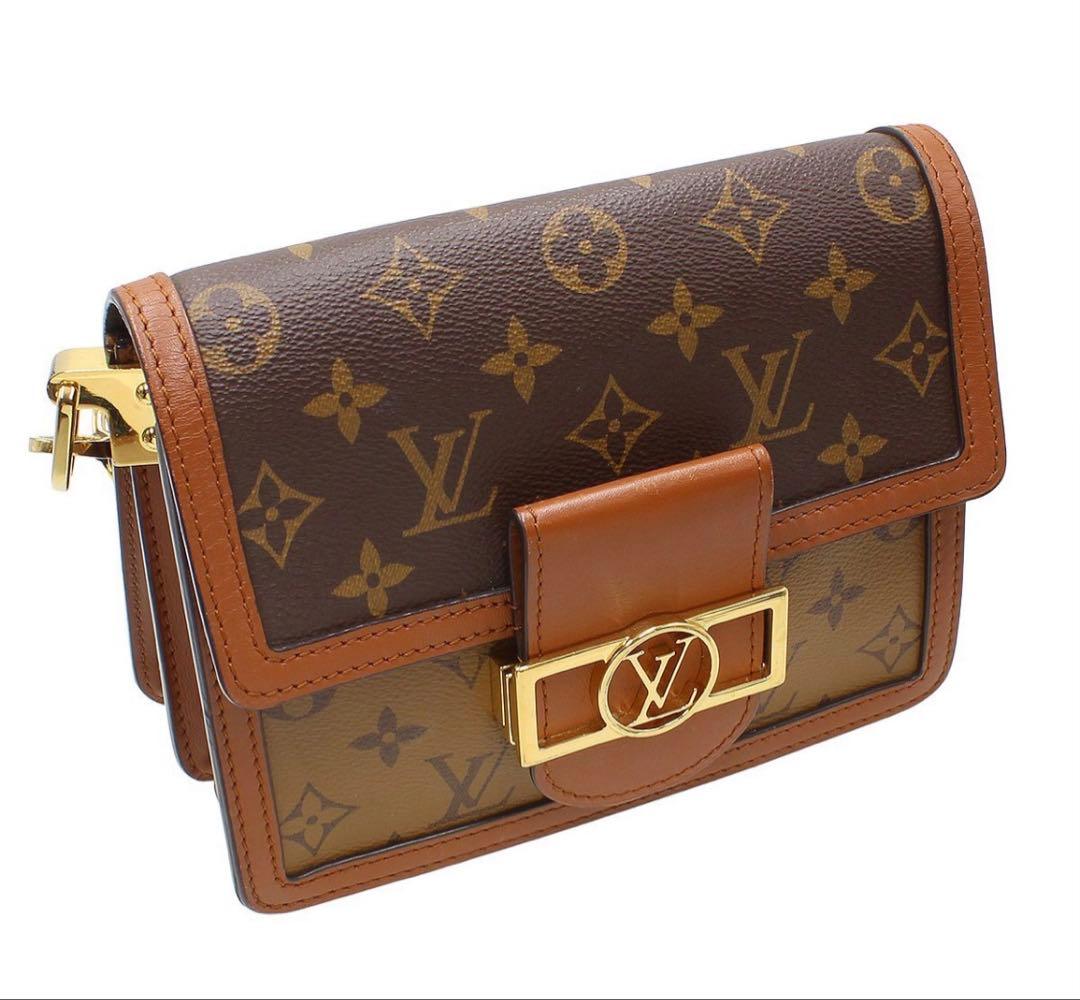 Louis Vuitton Dauphine Mini Shoulder Bag — view 4